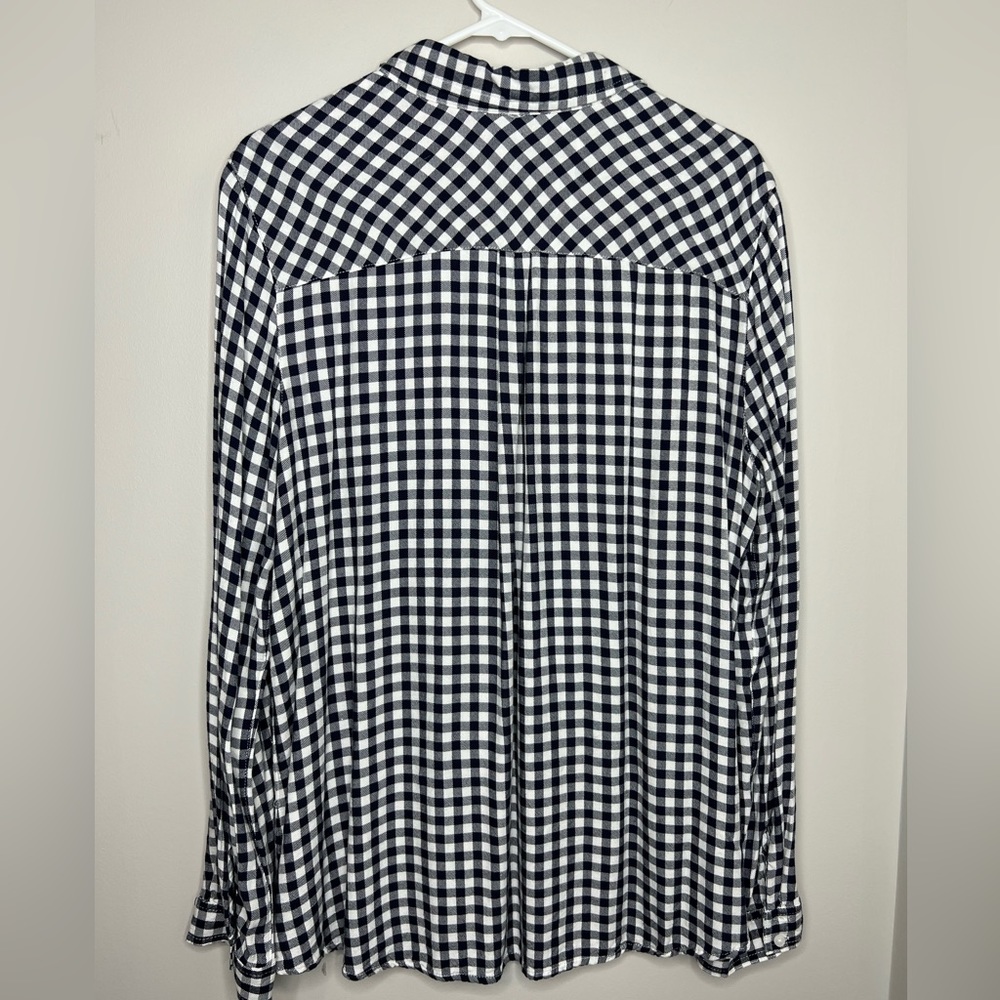COMO VINTAGE - floral embroidered checkered button down shirt.  XL - 🤩 - Picture 2 of 9